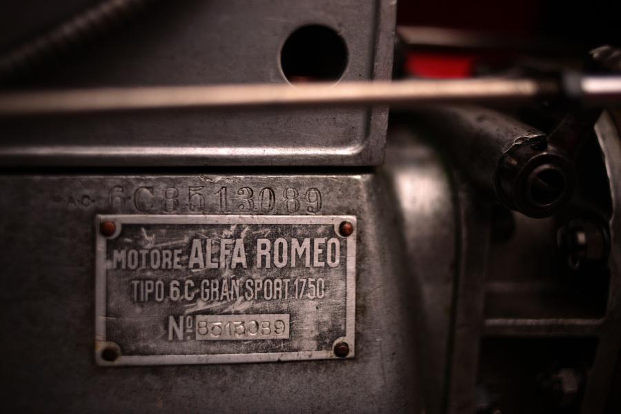 Моторный отсек Alfa Romeo 6C 1750 GS Testa Fissa 1930 года  (фото 14 из 21)
